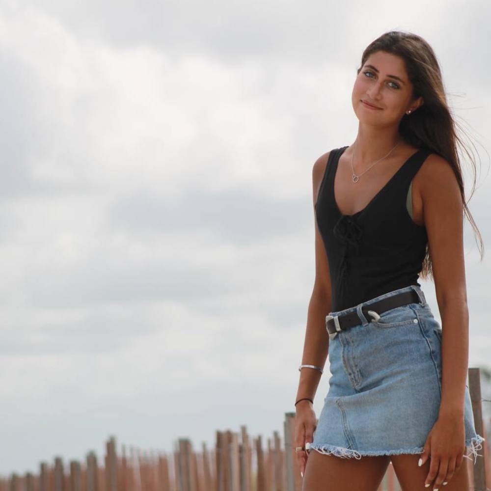 Meet your Posher, Priya